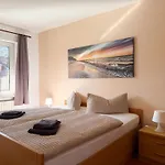 Kuestenklaus - Rein Digitale Gaesteunterkunft Apartament Büsum