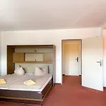 Kuestenklaus - Rein Digitale Gaesteunterkunft Apartament Büsum